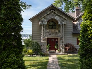 4461 Cordley Lake Road, Pinckney, MI 48169