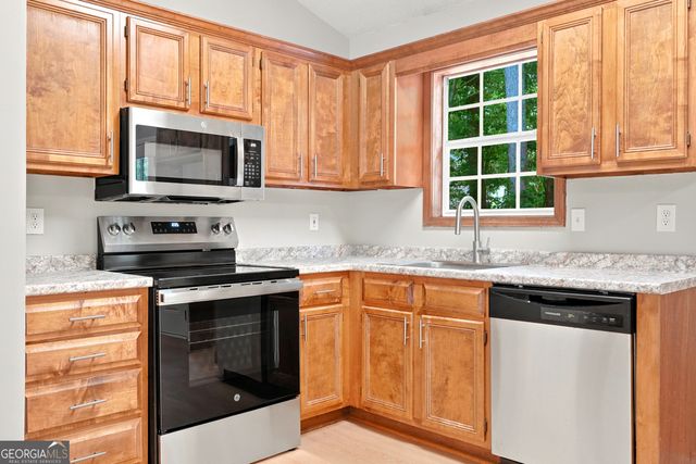 6370 Holborne Lane, Douglasville, GA 30134