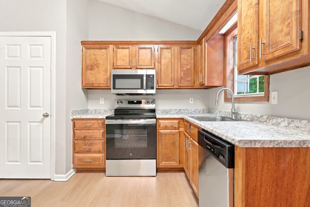6370 Holborne Lane, Douglasville, GA 30134