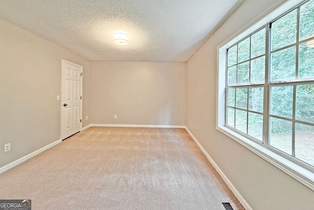 6370 Holborne Lane, Douglasville, GA 30134