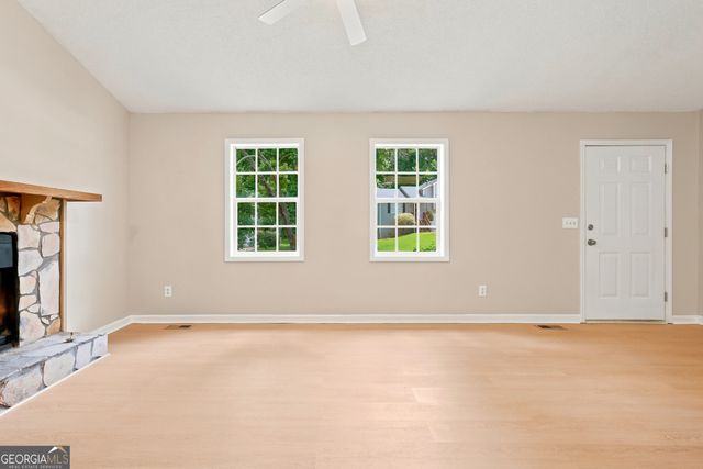 6370 Holborne Lane, Douglasville, GA 30134