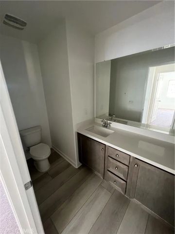 24024 Roybal, Lake Elsinore, CA 92532