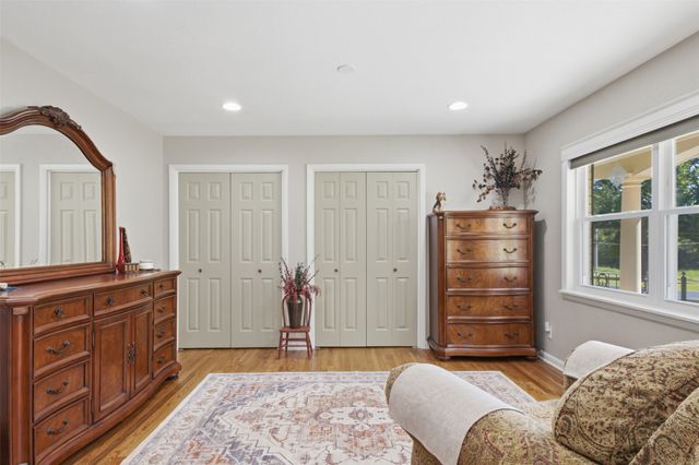 735 W Holiday Lane, Claremore, OK 74017