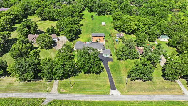 735 W Holiday Lane, Claremore, OK 74017