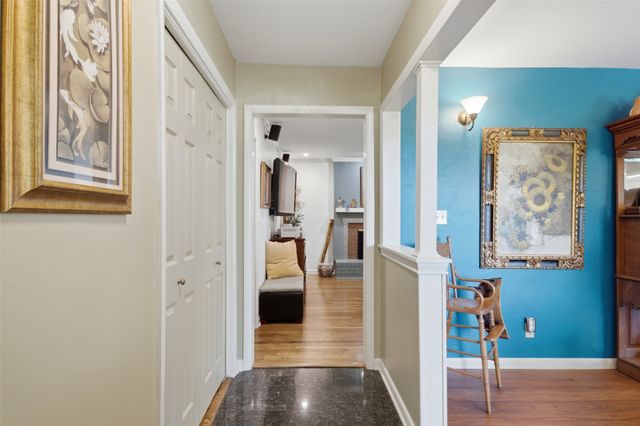 735 W Holiday Lane, Claremore, OK 74017