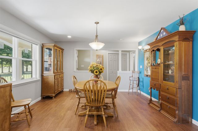 735 W Holiday Lane, Claremore, OK 74017