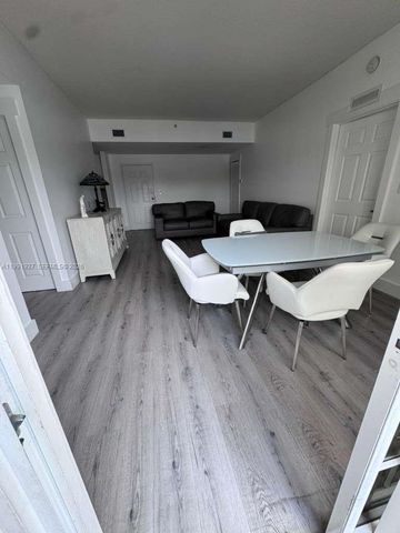 5271 SW 8th St 305, Miami, FL 33134