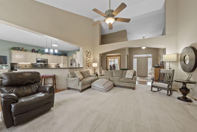 833 Aldengate Drive, Galloway, OH 43119