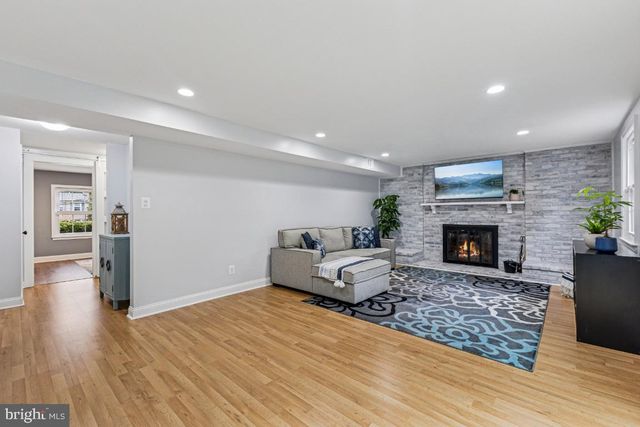 4603 HOLBORN AVE, Annandale, VA 22003