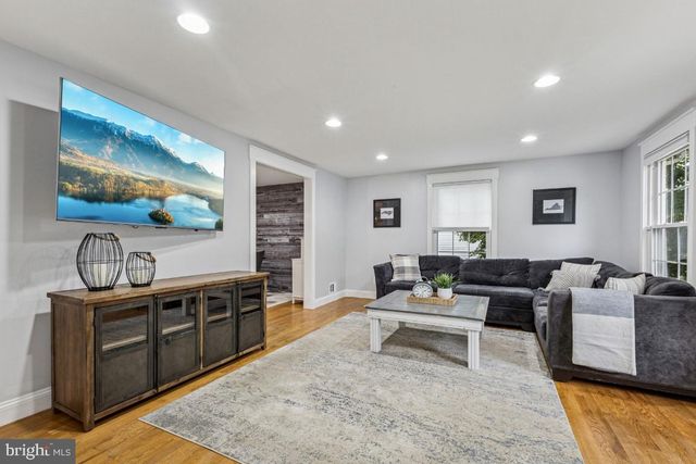 4603 HOLBORN AVE, Annandale, VA 22003