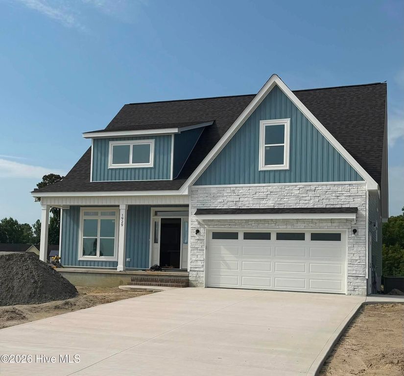 1929 Kimball Drive, Greenville, NC 27834