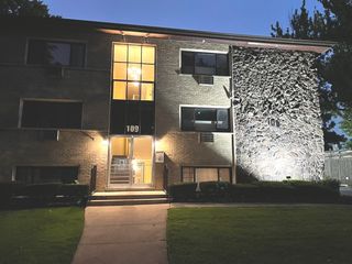 109 S Elmwood Avenue 21, Oak Park, IL 60302