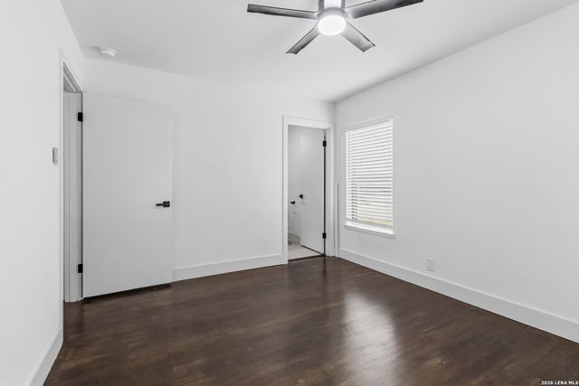 551 RADIANCE AVE, San Antonio, TX 78218