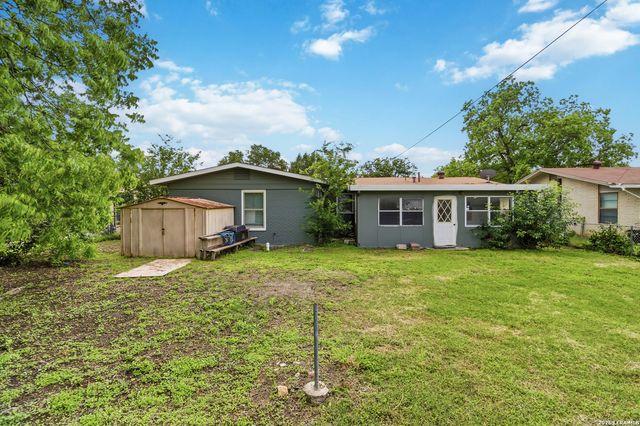 551 RADIANCE AVE, San Antonio, TX 78218