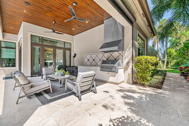 16882 Crown Bridge Drive, Delray Beach, FL 33446