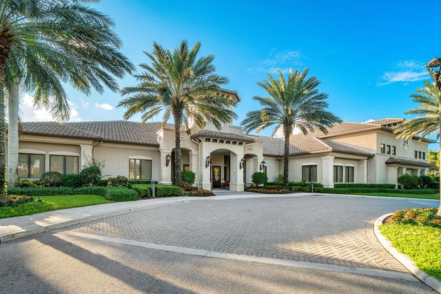 16882 Crown Bridge Drive, Delray Beach, FL 33446