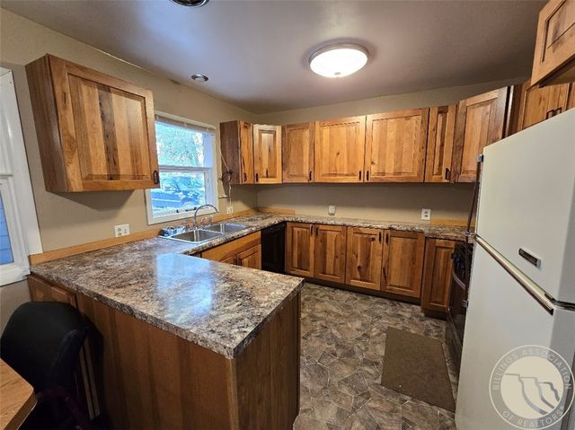 306 S Monroe Street, Baker, MT 59313