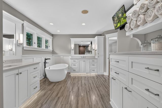7381 165th Street E, Prior Lake, MN 55372