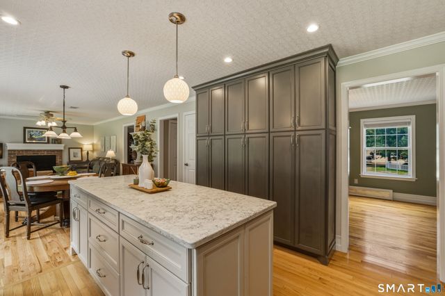 74 Avebury Lane, Tolland, CT 06084