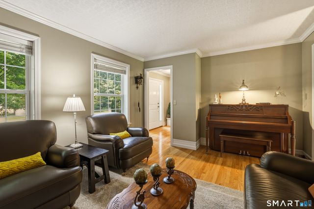 74 Avebury Lane, Tolland, CT 06084