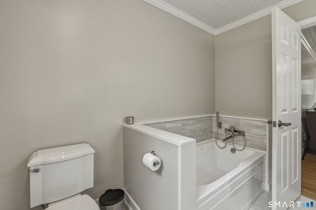 74 Avebury Lane, Tolland, CT 06084