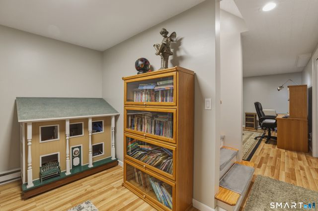 74 Avebury Lane, Tolland, CT 06084