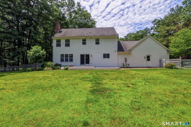 74 Avebury Lane, Tolland, CT 06084