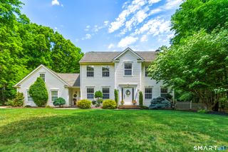 74 Avebury Lane, Tolland, CT 06084