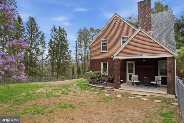 9915 INTERCHANGE RD, Lehighton, PA 18235