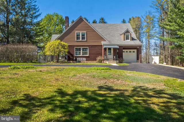 9915 INTERCHANGE RD, Lehighton, PA 18235