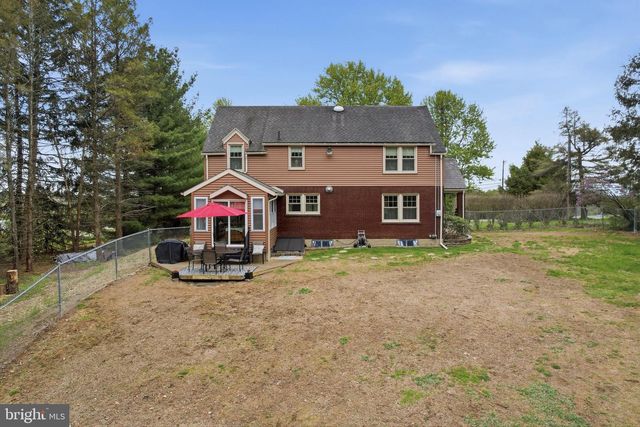 9915 INTERCHANGE RD, Lehighton, PA 18235