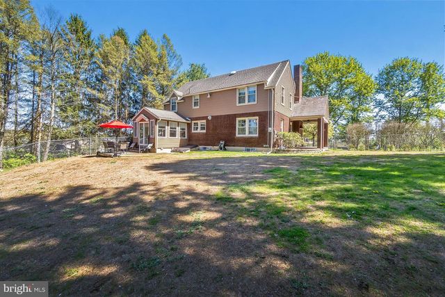 9915 INTERCHANGE RD, Lehighton, PA 18235