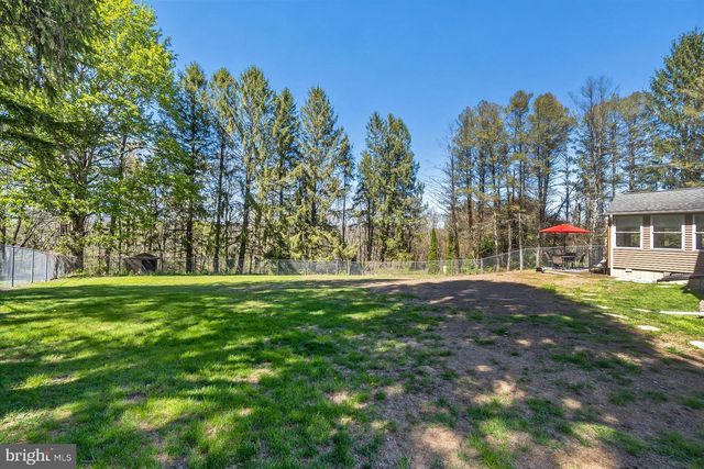 9915 INTERCHANGE RD, Lehighton, PA 18235