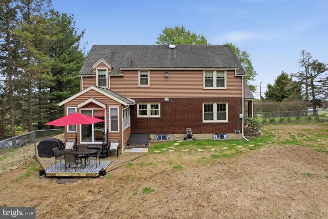 9915 INTERCHANGE RD, Lehighton, PA 18235