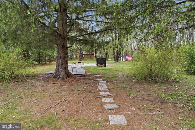 9915 INTERCHANGE RD, Lehighton, PA 18235