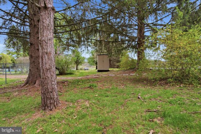 9915 INTERCHANGE RD, Lehighton, PA 18235