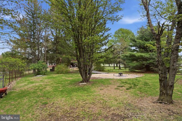 9915 INTERCHANGE RD, Lehighton, PA 18235