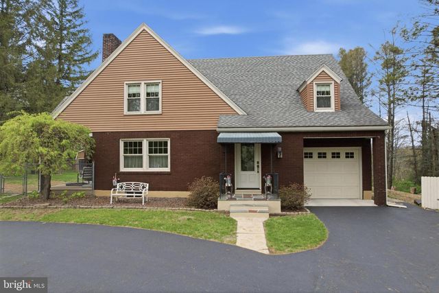 9915 INTERCHANGE RD, Lehighton, PA 18235