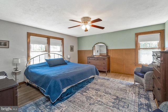 9915 INTERCHANGE RD, Lehighton, PA 18235