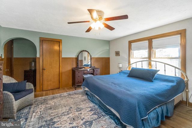 9915 INTERCHANGE RD, Lehighton, PA 18235
