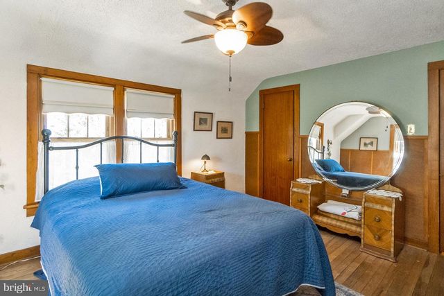 9915 INTERCHANGE RD, Lehighton, PA 18235