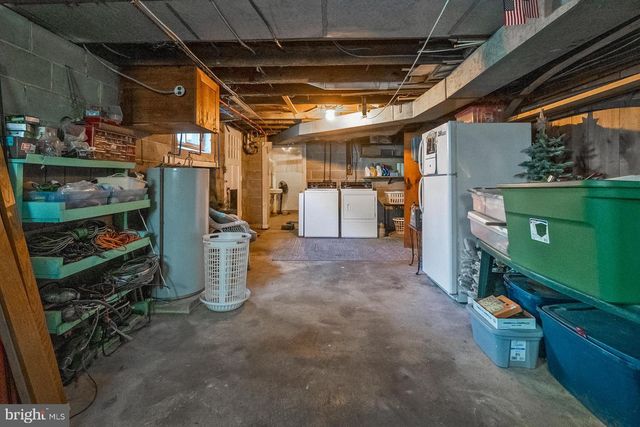 9915 INTERCHANGE RD, Lehighton, PA 18235