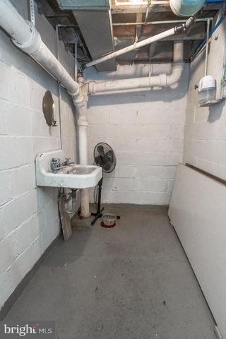 9915 INTERCHANGE RD, Lehighton, PA 18235
