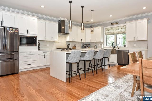 73 Heritage Drive, West Milford, NJ 07480