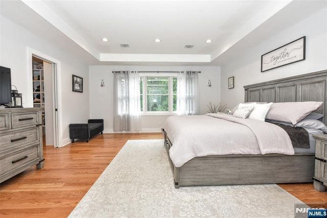 73 Heritage Drive, West Milford, NJ 07480