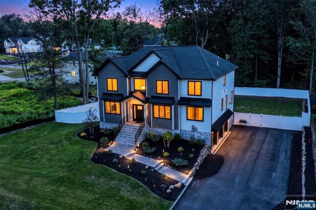 73 Heritage Drive, West Milford, NJ 07480