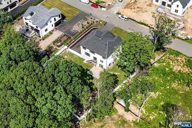 73 Heritage Drive, West Milford, NJ 07480