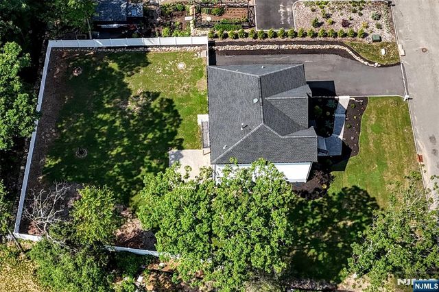 73 Heritage Drive, West Milford, NJ 07480