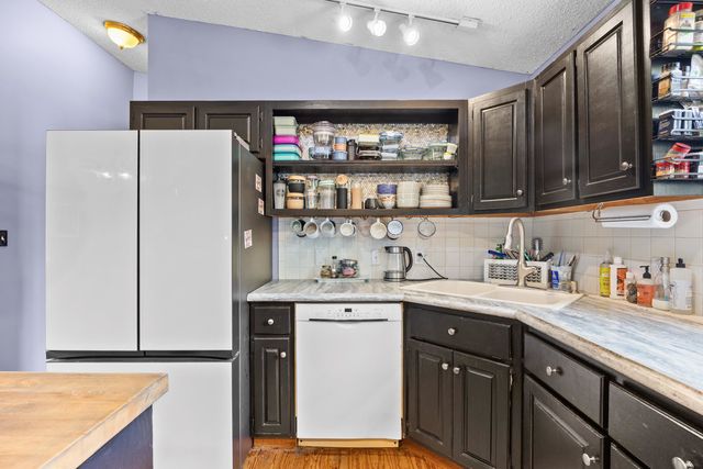 6874 Pee Dee Hwy., Conway, SC 29527