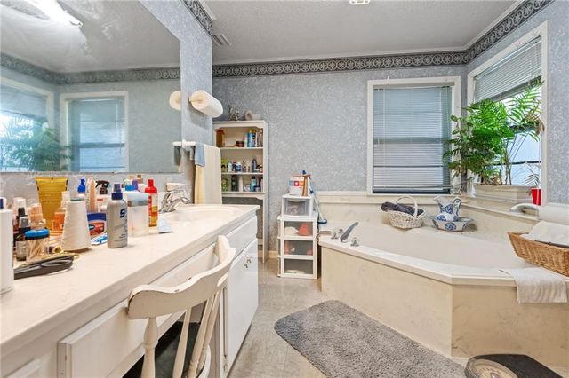 1055 Bishop Wilmer Drive, Mobile, AL 36605